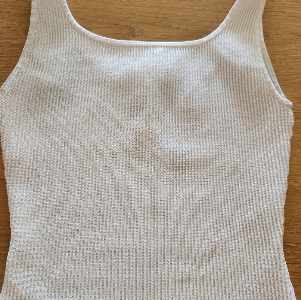 Sweater tank